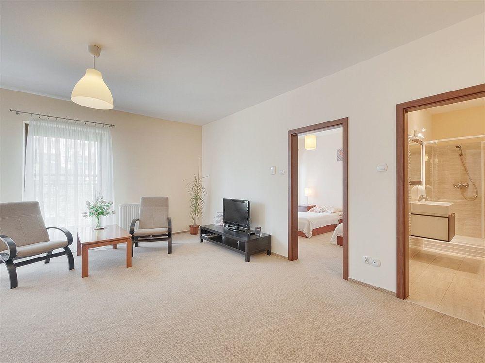 Apartamenty Aparts ウッチ エクステリア 写真