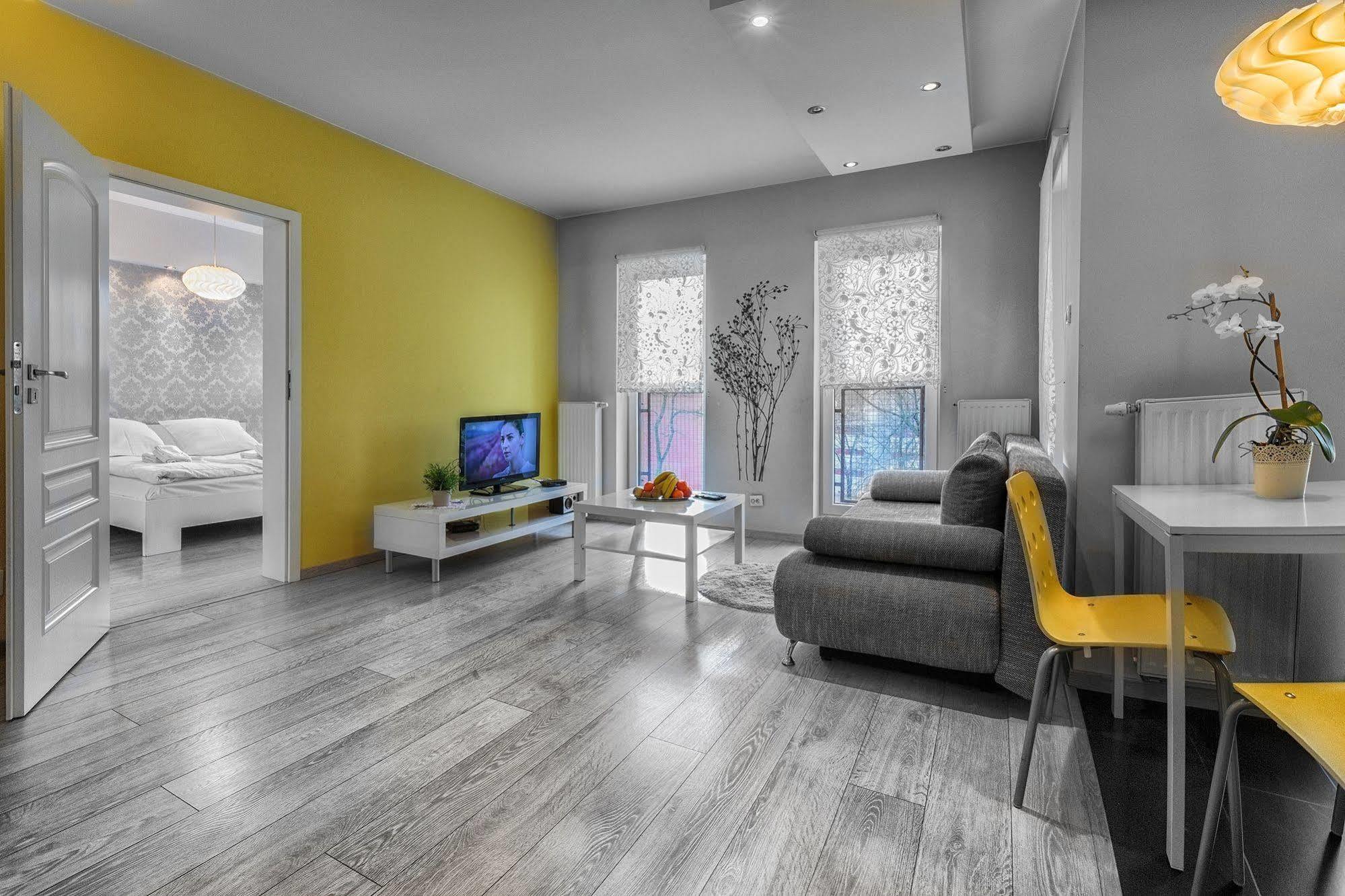 Apartamenty Aparts ウッチ エクステリア 写真
