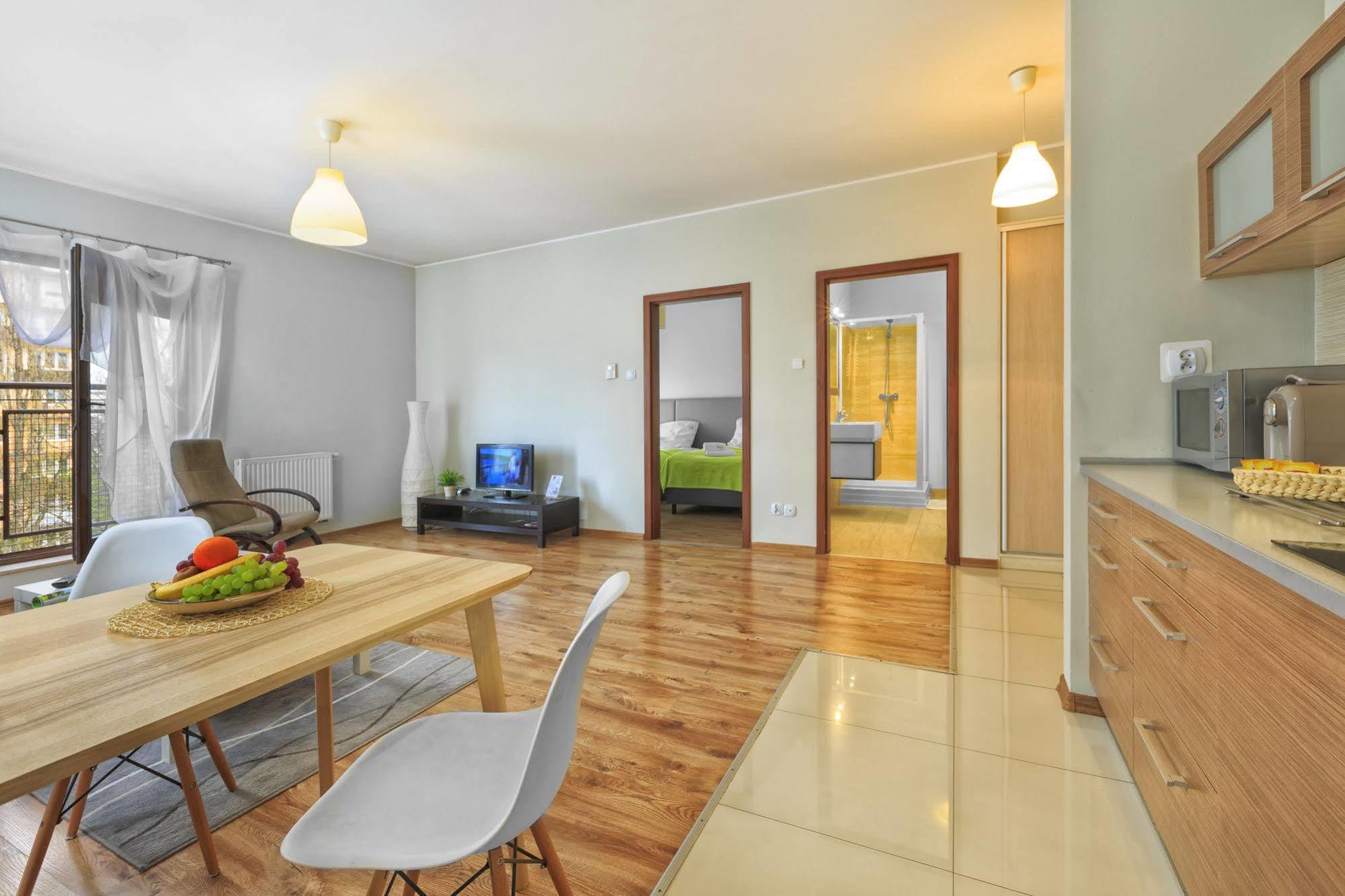 Apartamenty Aparts ウッチ エクステリア 写真