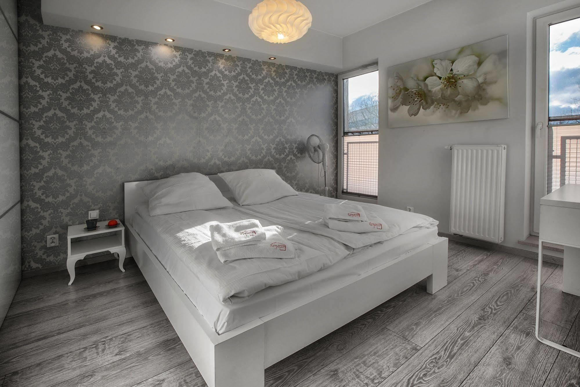 Apartamenty Aparts ウッチ エクステリア 写真